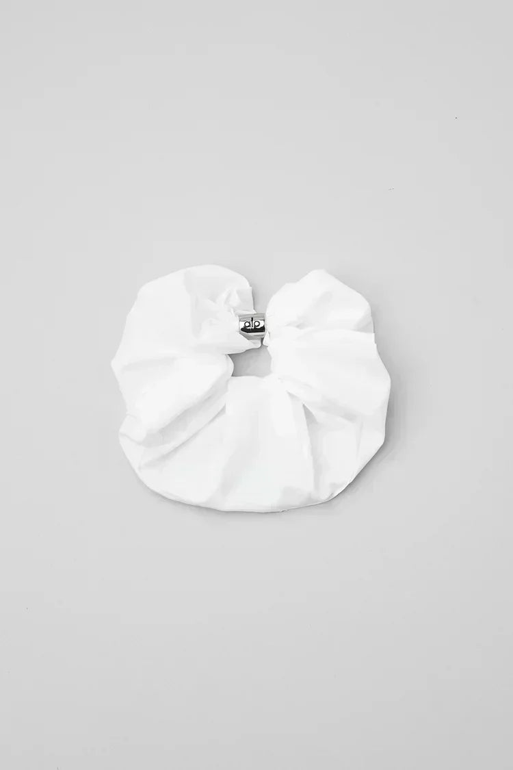 Bead It oversized scrunchie wit