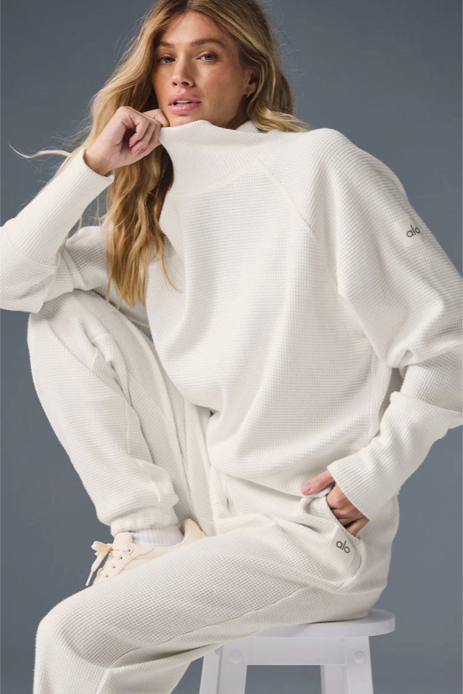 Waffle Weekend Escape Mock Neck Long Sleeve - Zwart