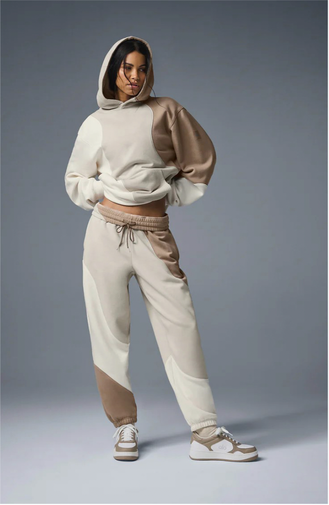 Set van sweater en sportbroek