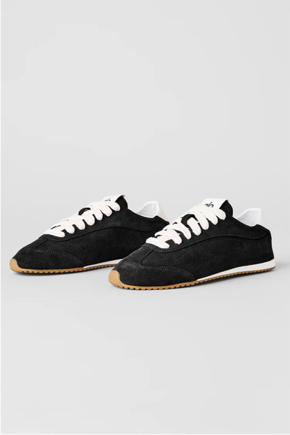 Sunset sneaker