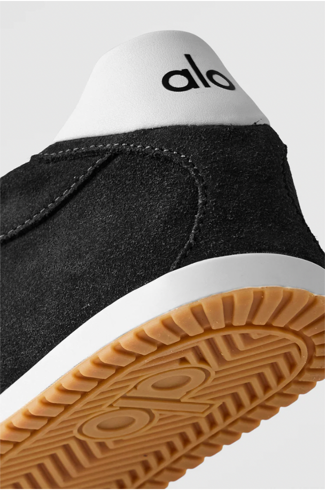 Sunset sneaker